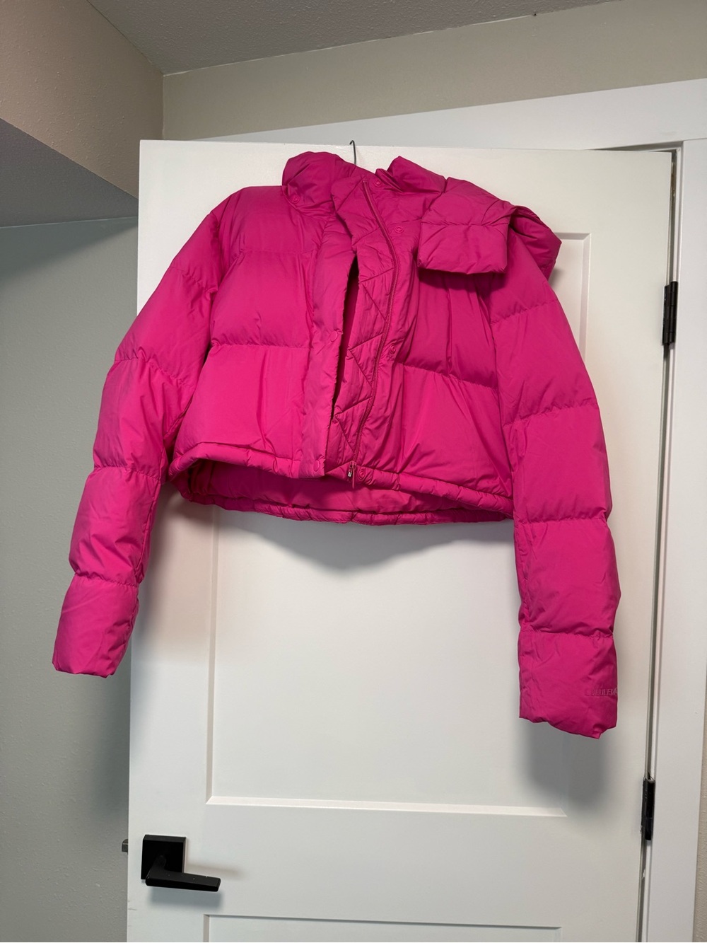 Lululemon Wunder Puff Super-Cropped Jacket Sonic Pink Size 14 - Picture 4 of 10